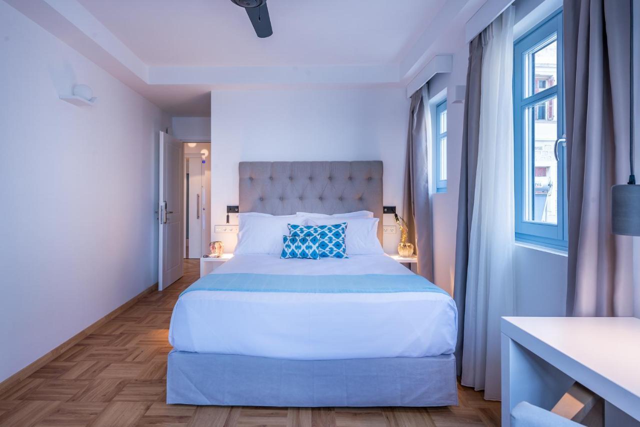 Shapes Luxury Suites Ermoupoli Exterior photo