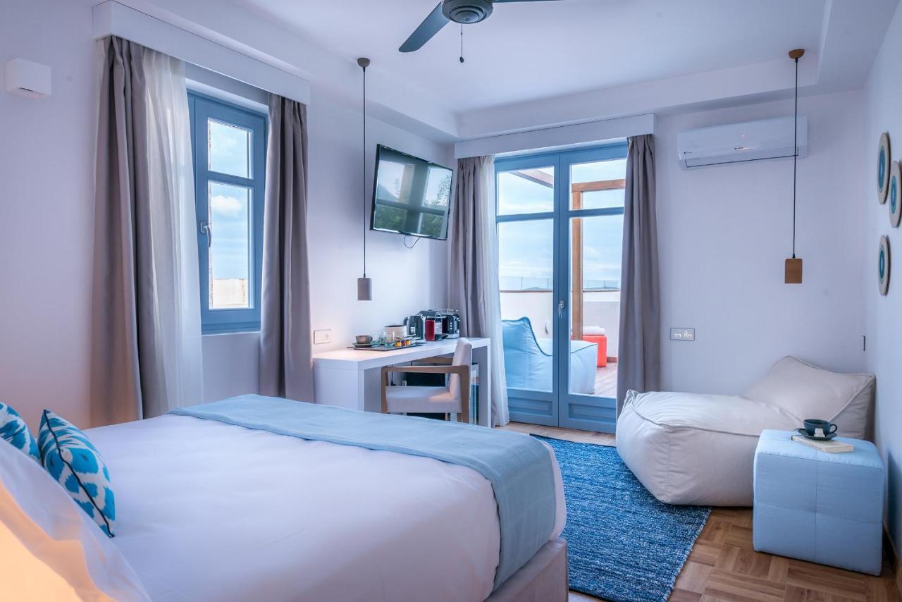 Shapes Luxury Suites Ermoupoli Exterior photo