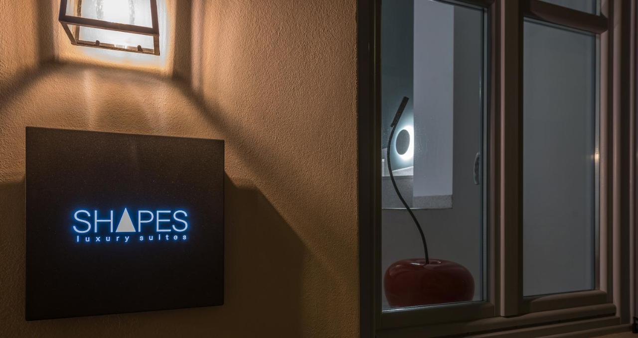 Shapes Luxury Suites Ermoupoli Exterior photo